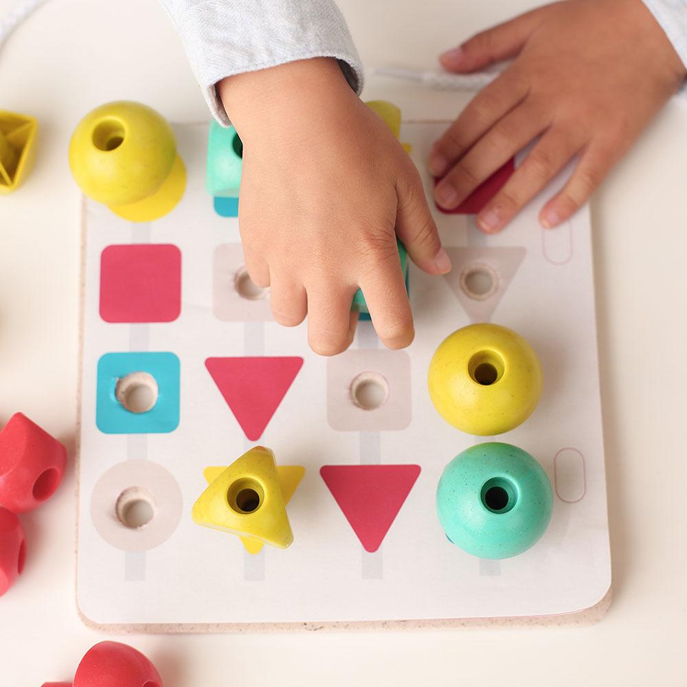 Activity Pinchos Formas Colores Eco