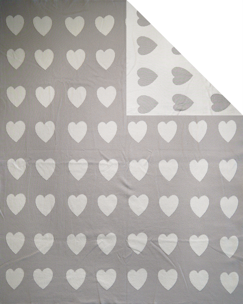 Manta Corazón Reversible Gris