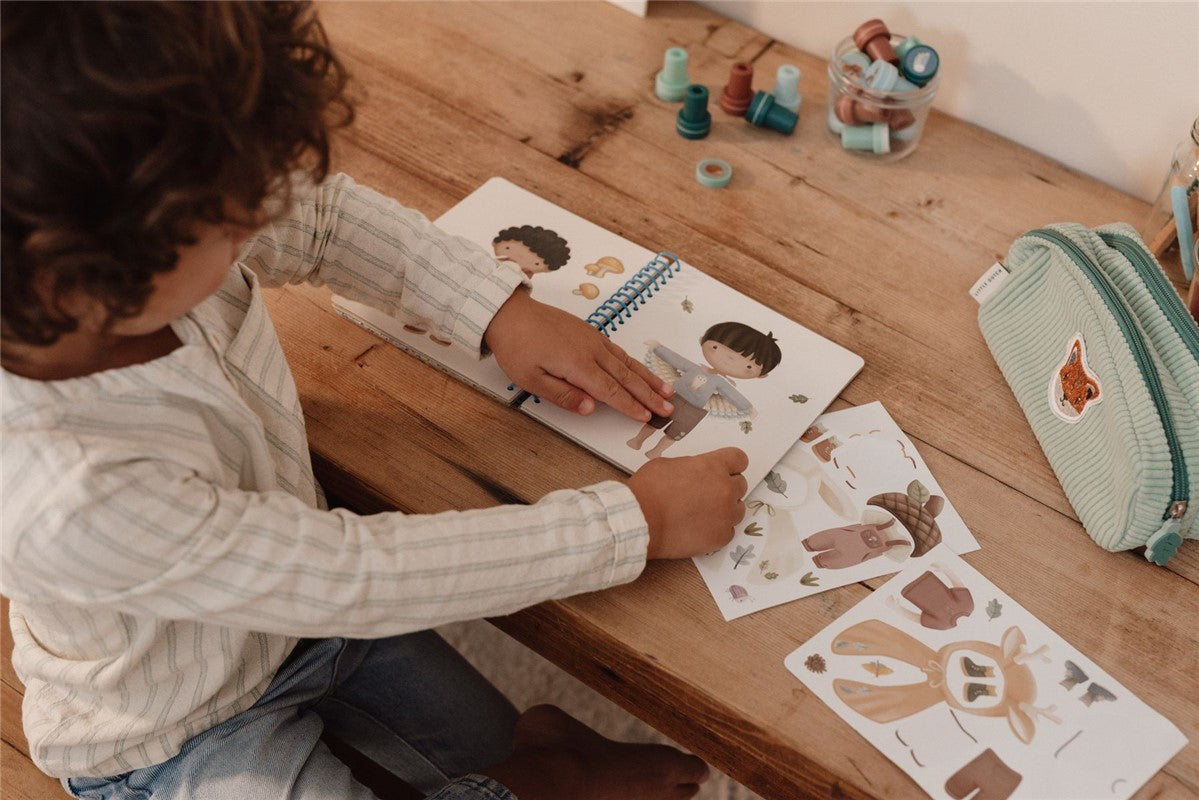 Libro Viste a Jim Forest Friends